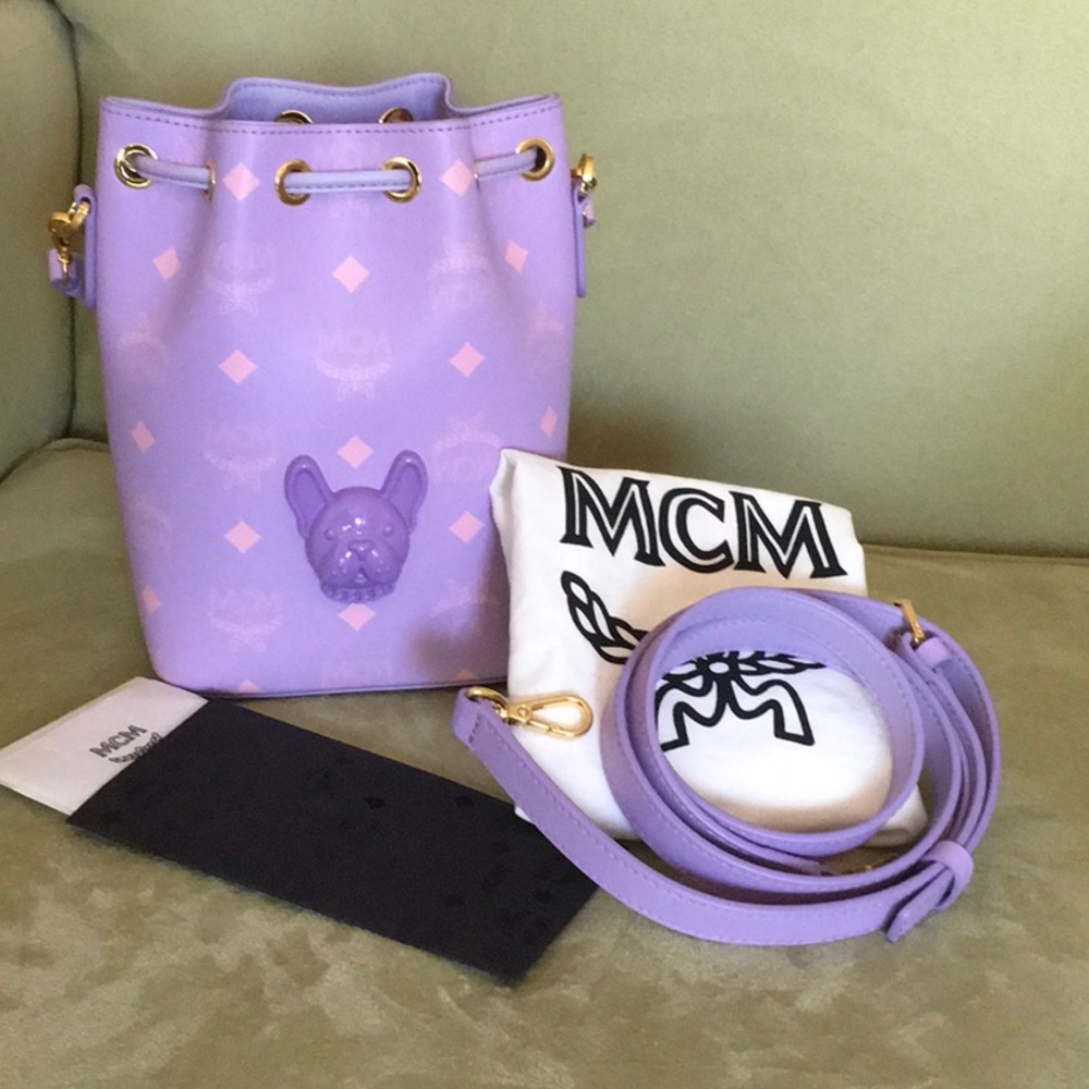 NWT AUTHENTIC MCM MINI BUCKET BAG